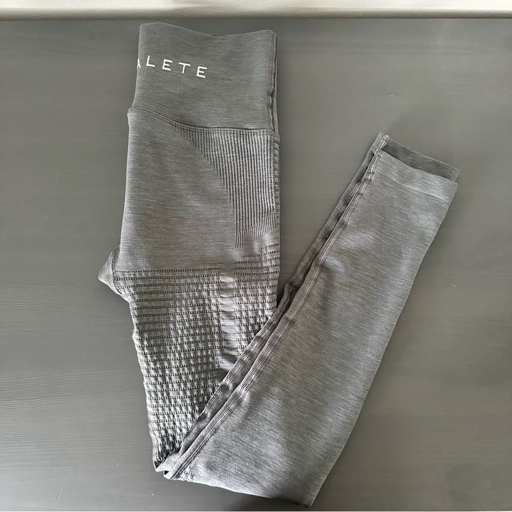Alphalete Halo Leggings